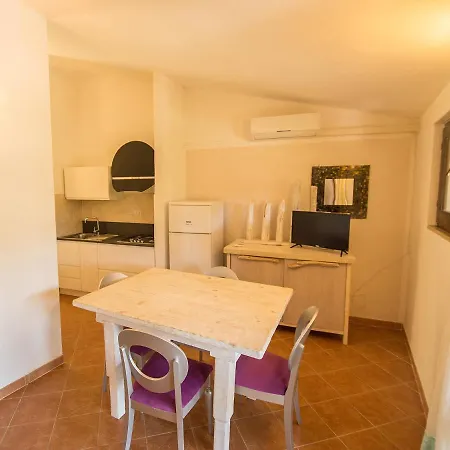 Santa Maria Porto Pollo Apartment *